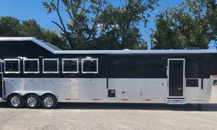 2019 Lakota Bighorn 6 Horse Side Load Trailer image 1