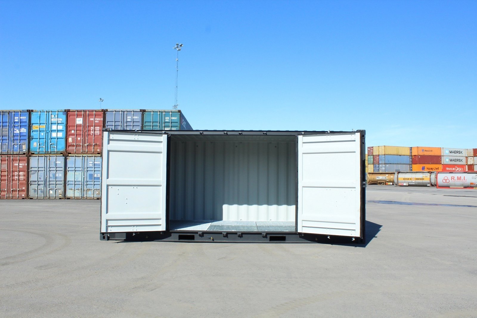 20ft High Cube Container – Hazardous Waste Container, Side opening (9ft 6′ high) image 9