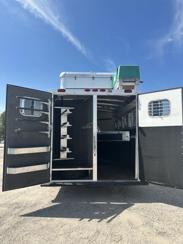 2007 4 Star 4 Horse 14′ Outlaw LQ Slide Out image 6