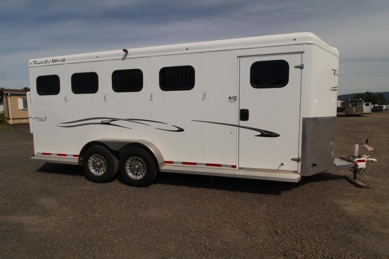 2019 Trails West Manufacturing Classic II 4 Horse Trailer image 12