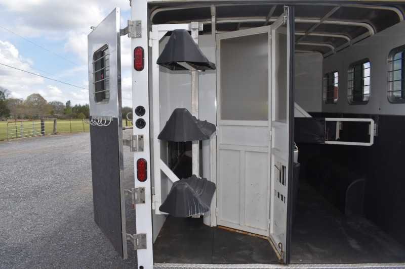 2007 American Spirit 8308LQ 3 Horse Trailer with 8′ Short Wall image 25