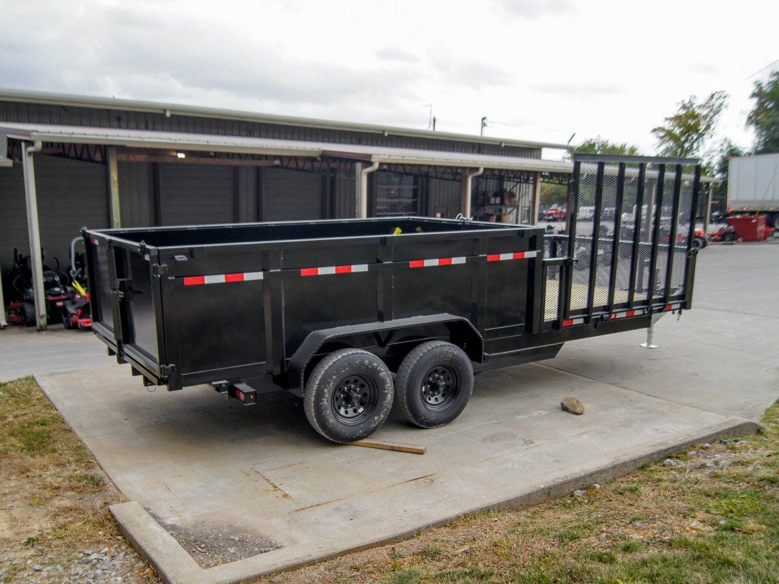 7x20 Hybrid Dump Utility Trailer with 3ft Sides Equipment (2) 7K Axles image 7
