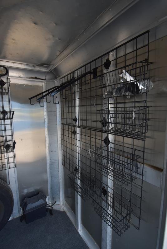 2008 C and C Trailers 4 Horse Bumper Horse Trailer image 15