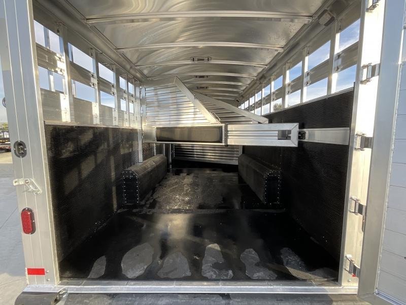 NEW 2024 Elite Trailers 5 Horse Stock Combo BP Horse Trailer image 9