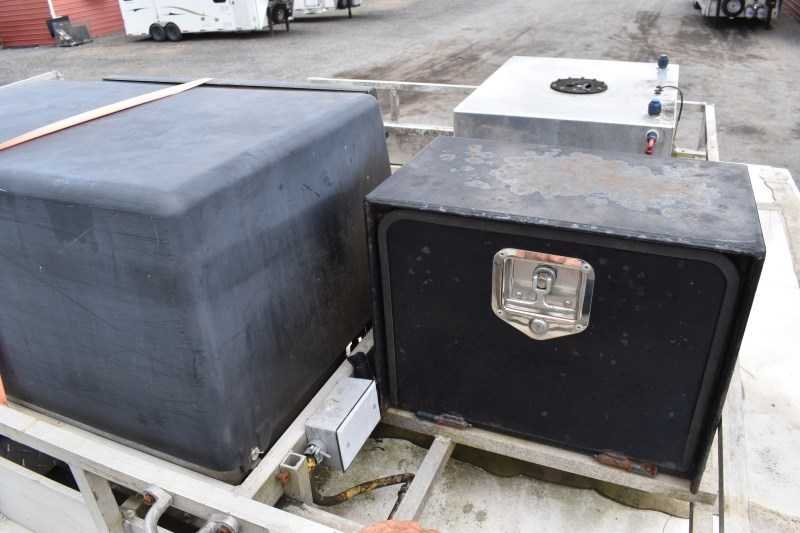 2007 American Spirit 8410GLQ 4 Horse Trailer with 10′ Short Wall image 9