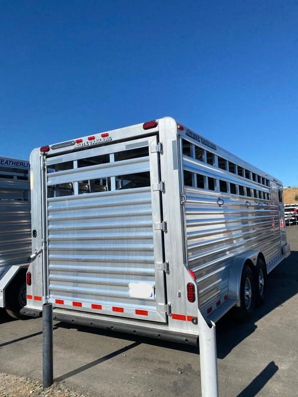 2021 Elite Trailers Slant Load 5 Horse Slant Load image 7