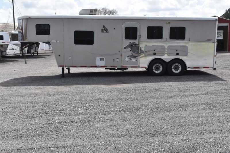2007 American Spirit 8308LQ 3 Horse Trailer with 8′ Short Wall image 7