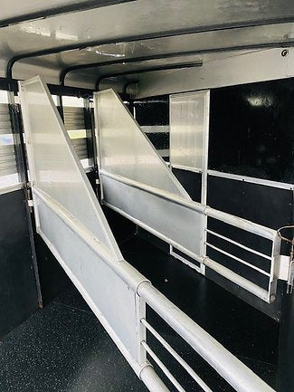Used 2006 Adam 3 horse stock combo image 4