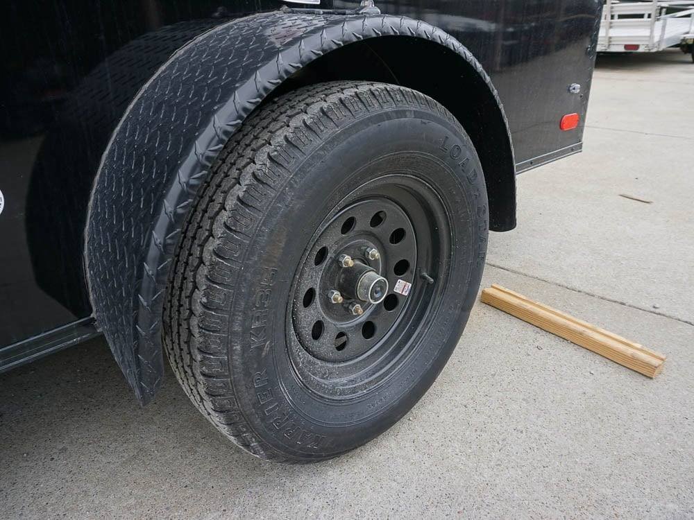 7x12 Enclosed Trailer Black V-Nose Blackout Package 3,500lb Axle Storage image 12