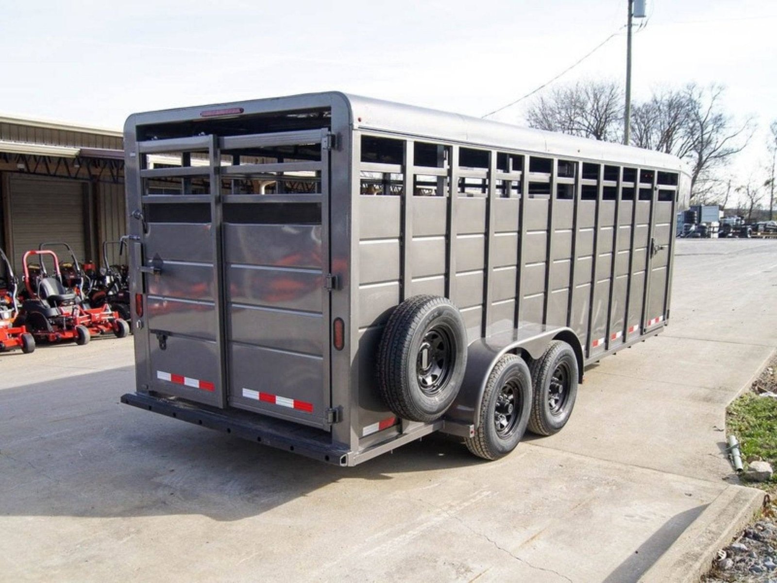 20ft Charcoal Gooseneck Livestock Cattle Trailer (2) 7K Axles image 6