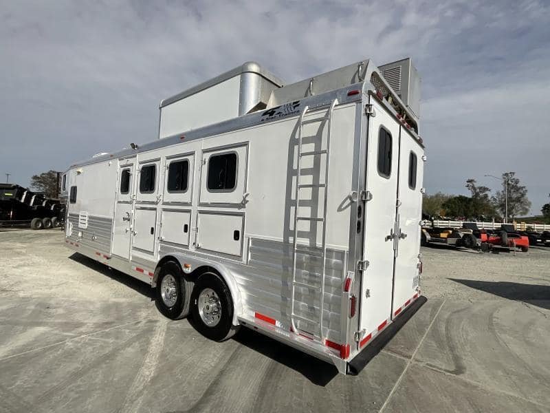 2008 4-Star Trailer 4 horse 12ft Outlaw LQ image 8
