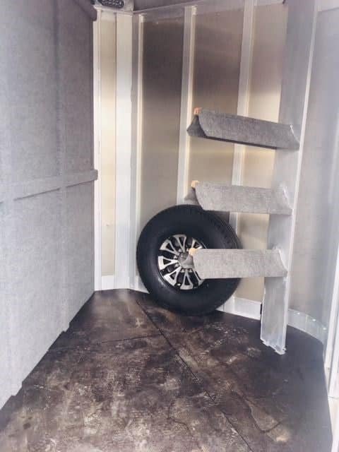 2018 Platinum Coach 3 Horse Bumper Pull image 3