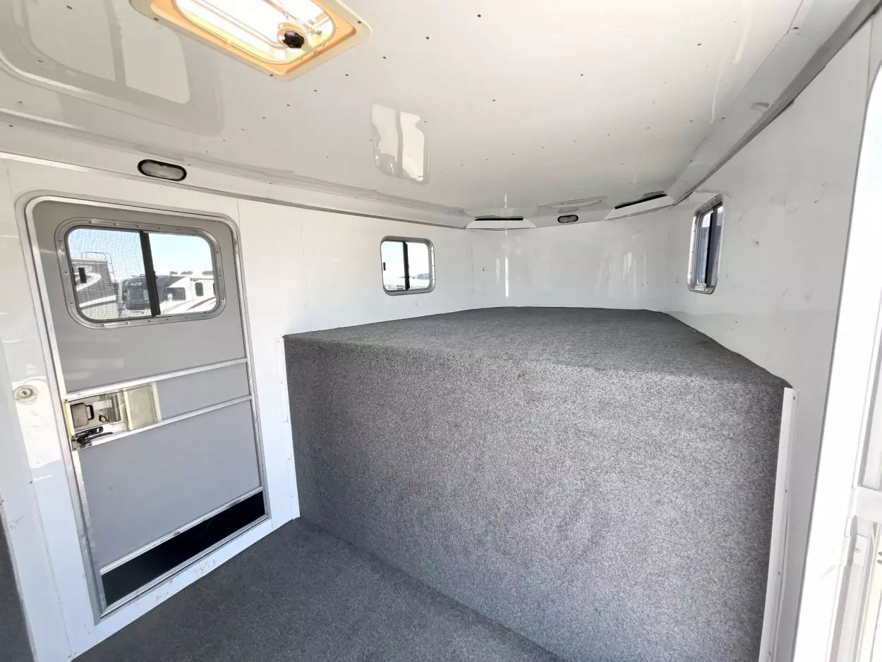 2015 Sooner 6 Horse Gooseneck image 8