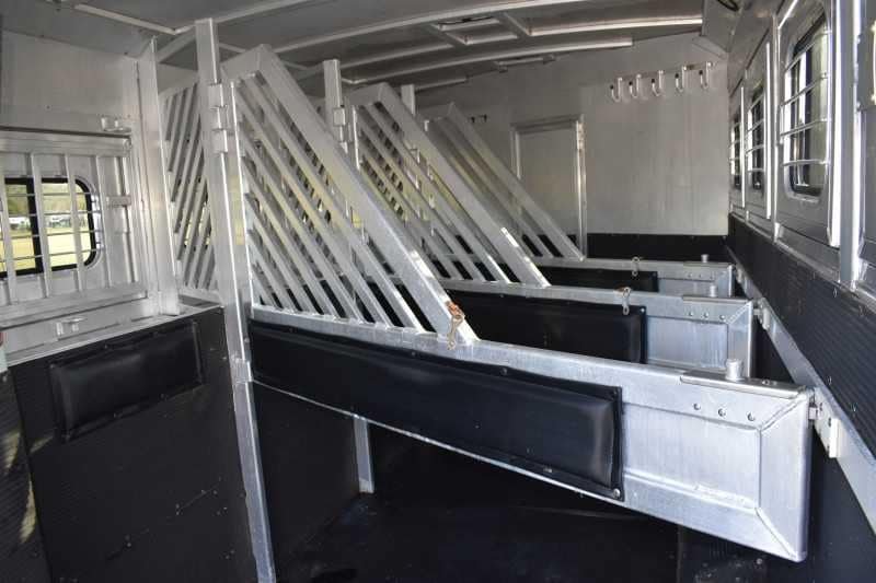 2003 Bloomer 8414LQ 4 Horse Trailer with 14′ Short Wall image 29