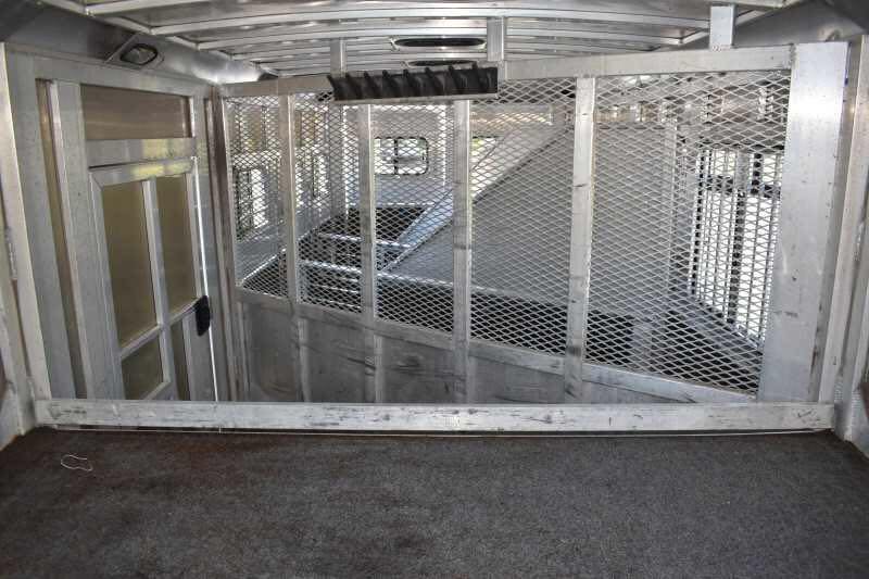 2006 Adam 7302 3 Horse Trailer image 16