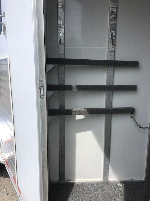 2010 Merhow 3 Horse Slant Load Bumper Pull image 8