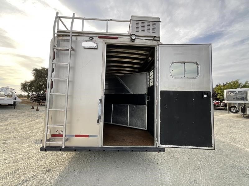 2014 Logan Coach RAZ4GNHDLQ 40′ 4 horse Razor GN Horse Trailer**WITH WALK IN CLOSET** image 5