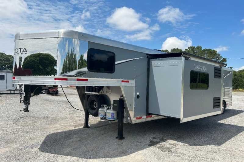 New 2024 Lakota 8313RKBGLQ Charger 3 Horse Trailer with 13′ Short Wall image 3