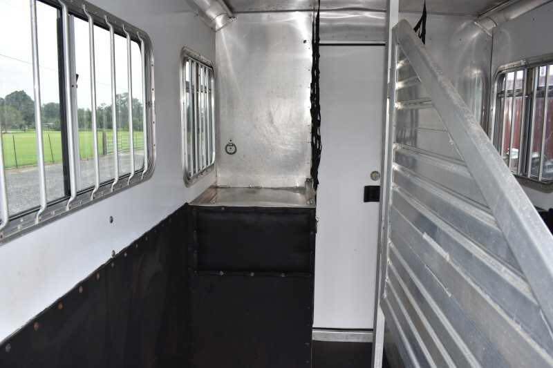 2003 Featherlite 2HST 2 Horse Trailer image 7