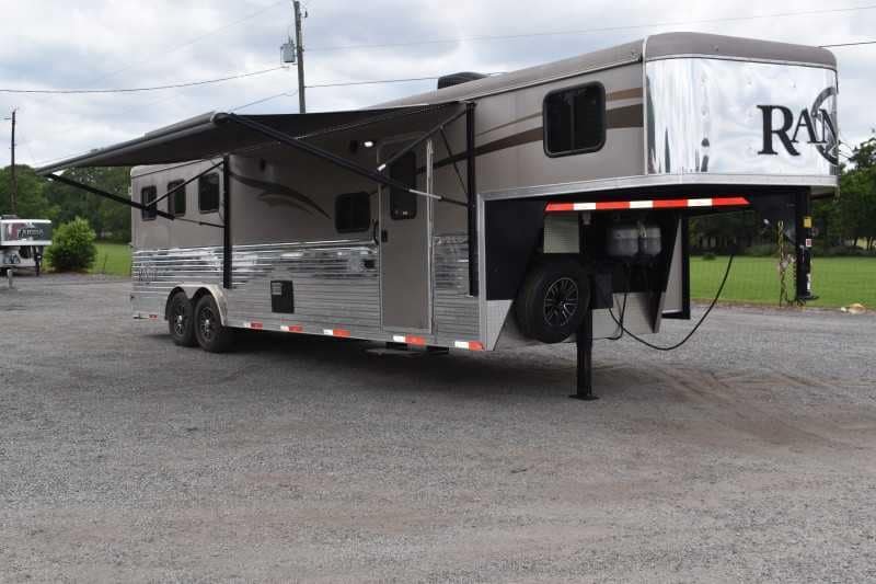 2015 Bison Ranger 3LQ Horse Trailer with 10′ Short Wall image 2