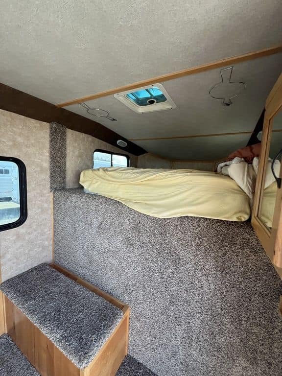 2020 Trails West Sierra Gooseneck 4 Horse image 8