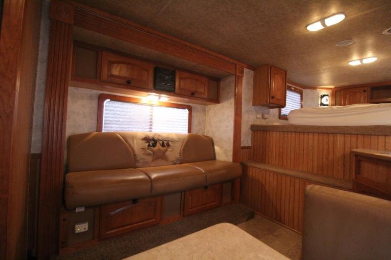2008 Lakota 8415 w/Slide out 4 Horse Trailer image 8