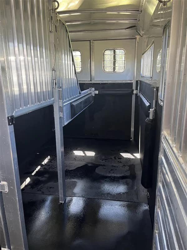 2019 4 Star 2+1 GN image 13