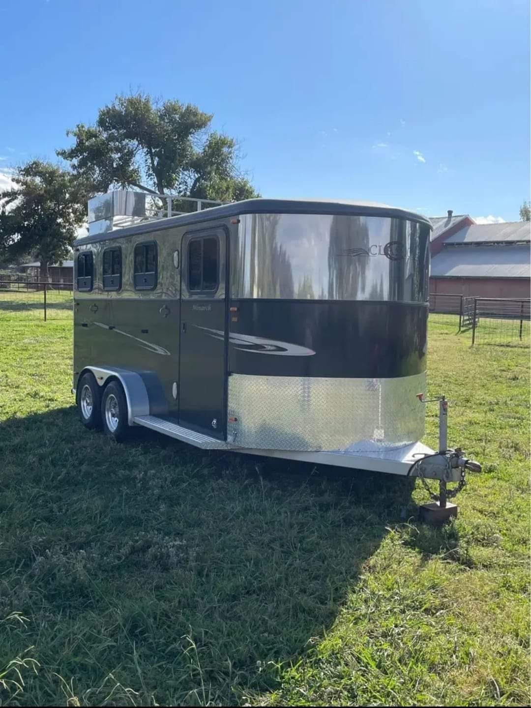 2005 classic aluminum 3 Horse monarch 16 foot image 2