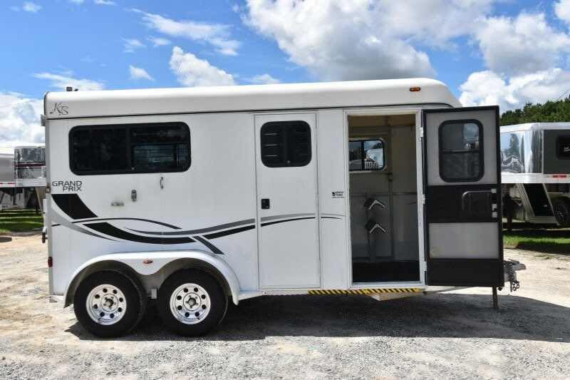 2002 Kiefer Built 2 Horse Bumper Pull image 18