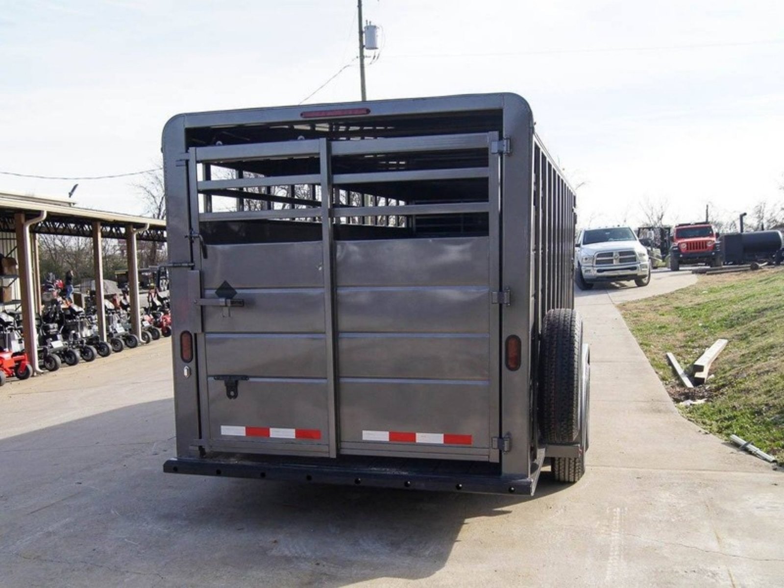 20ft Charcoal Gooseneck Livestock Cattle Trailer (2) 7K Axles image 7
