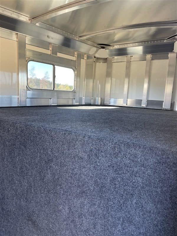 2019 4 Star 2+1 GN image 25