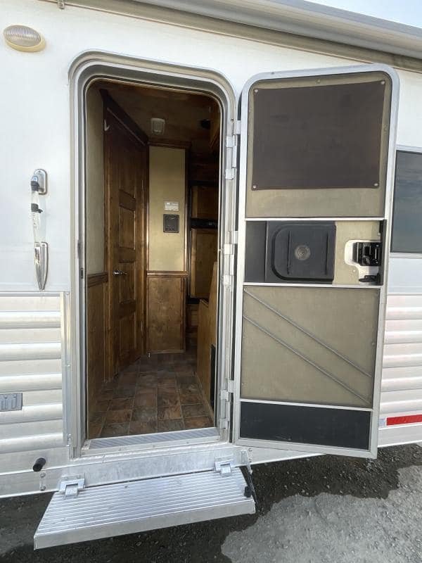 2008 4-Star Trailer 4 horse 12ft Outlaw LQ image 34