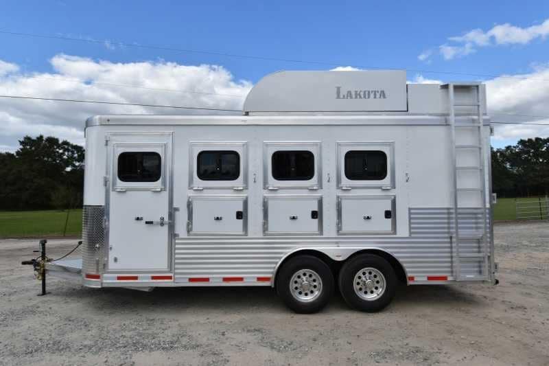 2018 Lakota 84HBPSL 4 Horse Trailer with 2′ Short Wall image 5
