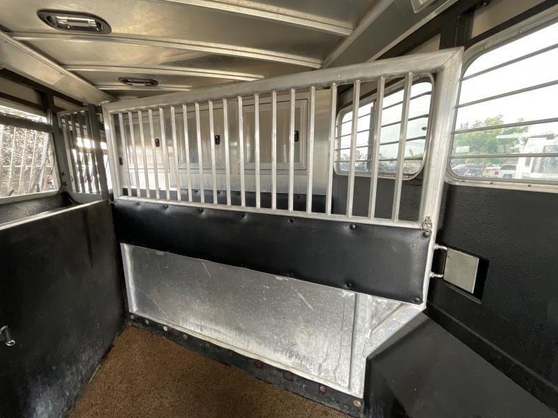 2014 Logan Coach RAZ4GNHDLQ 40′ 4 horse Razor GN Horse Trailer**WITH WALK IN CLOSET** image 40