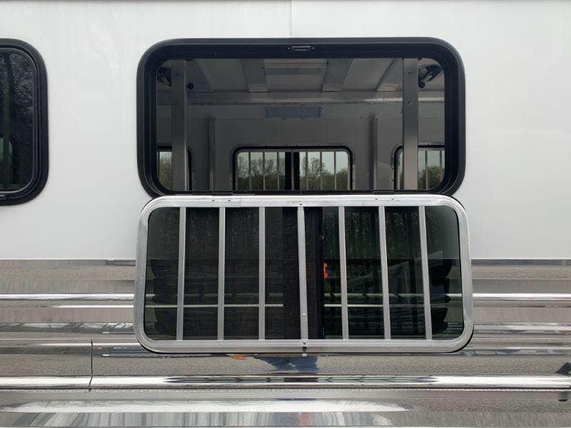 2020 19′ CIMARRON BUMPER PULL 6 PEN STOCK TRAILER image 9