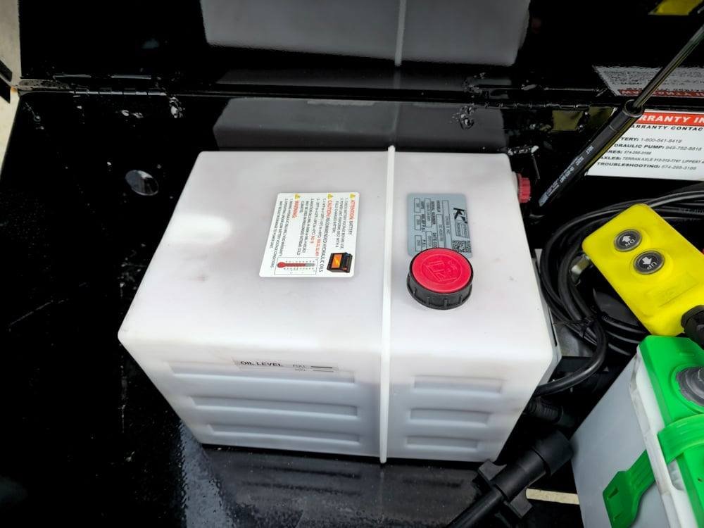 7x14 Telescopic Dump Trailer with 4ft Sides (2) 7K Axles image 16