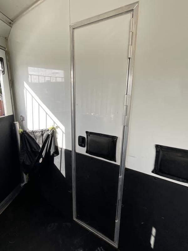 2008 4-Star Trailer 4 horse 12ft Outlaw LQ image 30