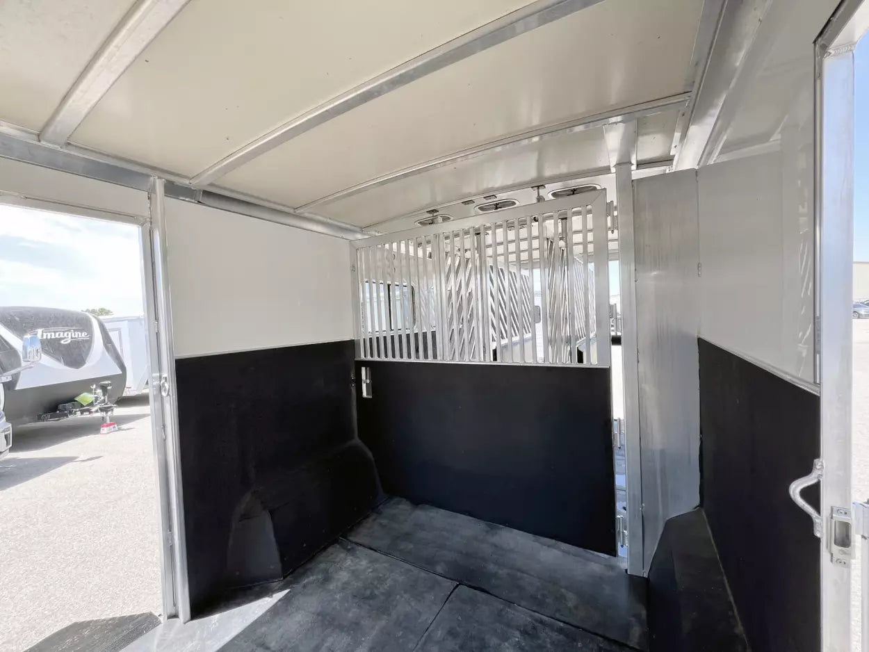 2009 Cimarron Norstar 6H Head to Head image 16