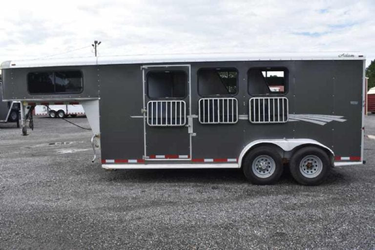 2018 Adam 7304GN 3 Horse Trailer image 15