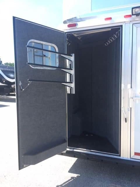 2018 Platinum Coach 3 Horse Bumper Pull image 2