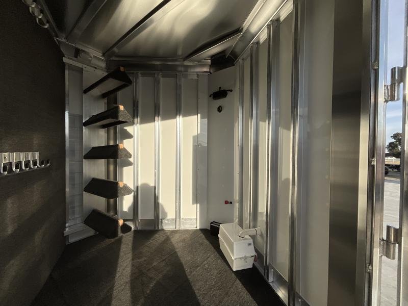 NEW 2024 Elite Trailers 5 Horse Stock Combo BP Horse Trailer image 27