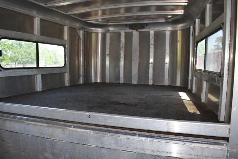 2006 Adam 7302 3 Horse Trailer image 15