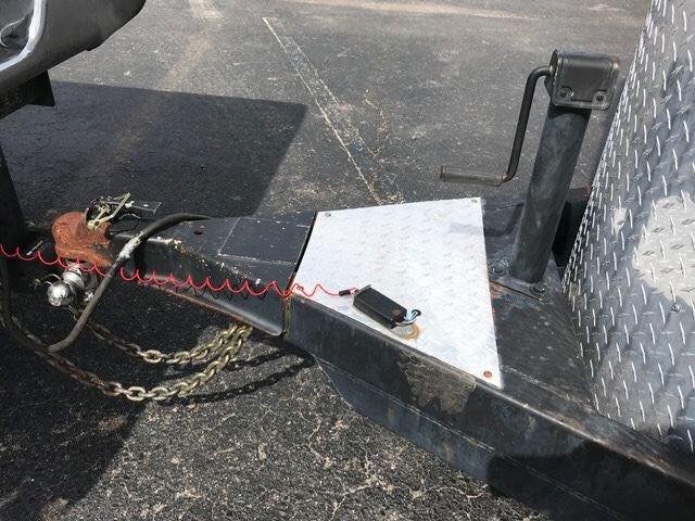 2010 Merhow 2 Horse Slant image 12