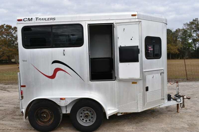 2001 CM Odyssey 2 Horse Trailer image 16