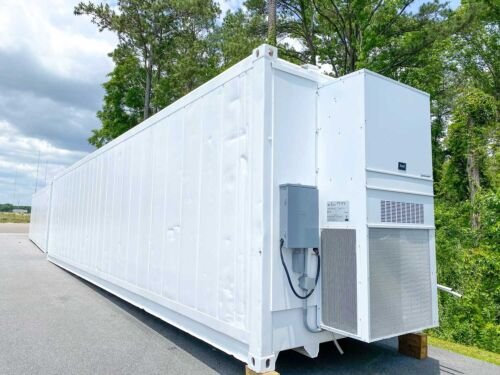 40 Ft High Cube Insulated Shipping Container With 5 Ton Bard Hvac Unit image 0