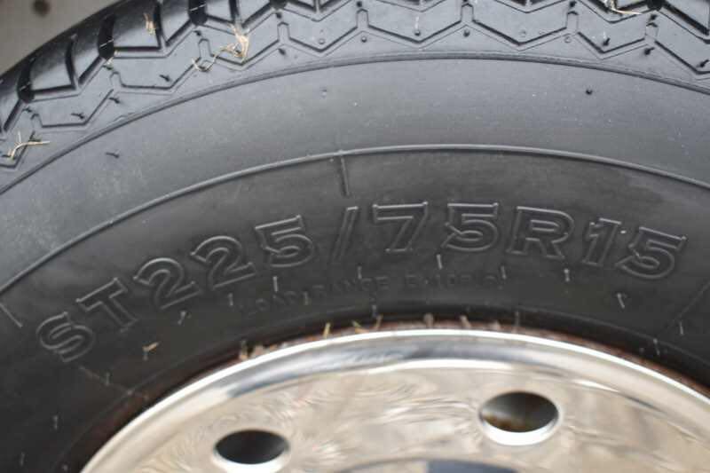 1995 Featherlite 2HSLBP 2 Horse image 4