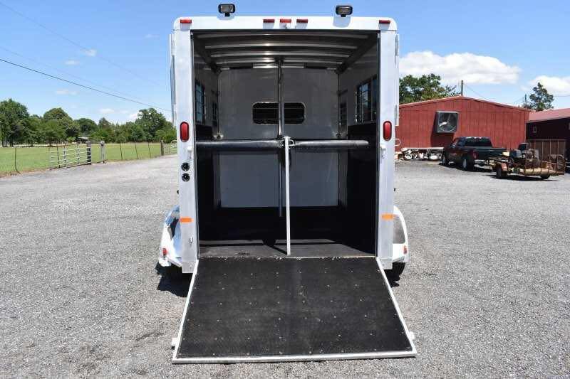 2000 Sundowner 7204GNST 2 Horse Trailer image 20