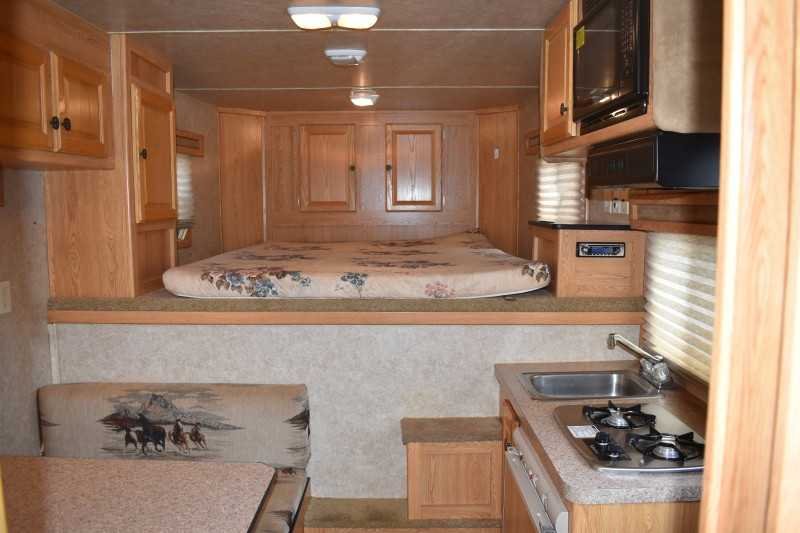 2007 American Spirit 8308LQ 3 Horse Trailer with 8′ Short Wall image 10