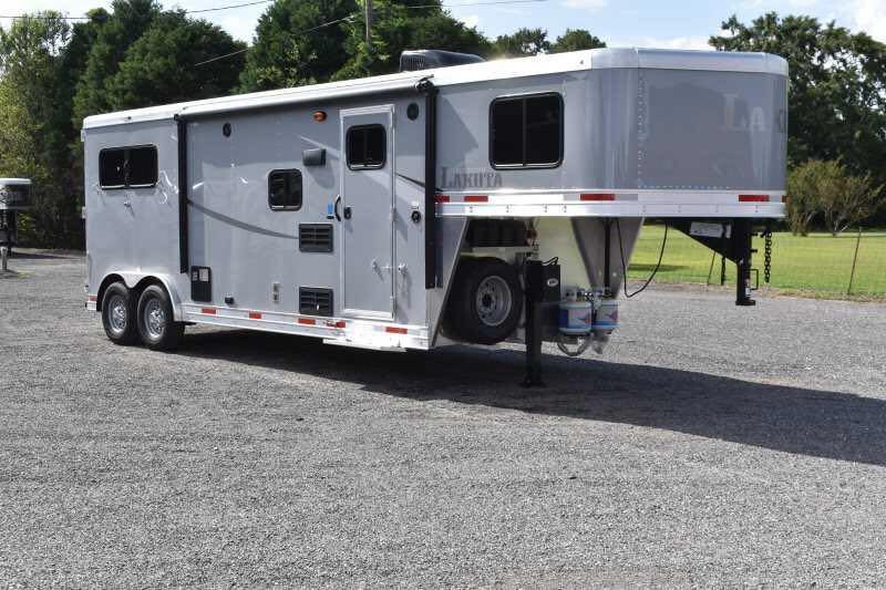 2020 Lakota Colt 8209SO 2 Horse Trailer with 9′ Short Wall image 4