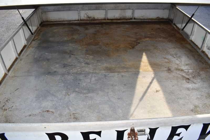 2003 Bloomer 8414LQ 4 Horse Trailer with 14′ Short Wall image 8